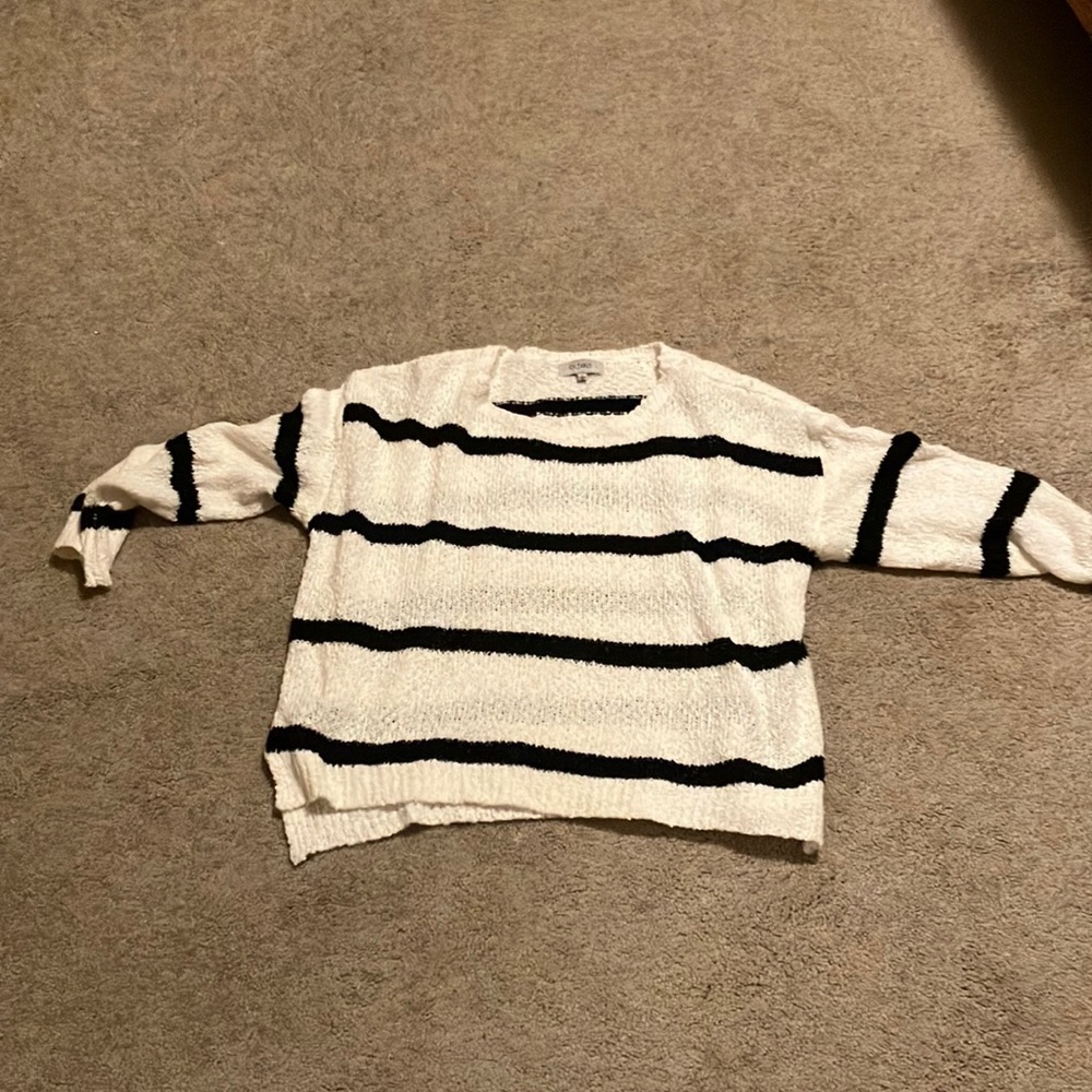 Oceanus Sweater